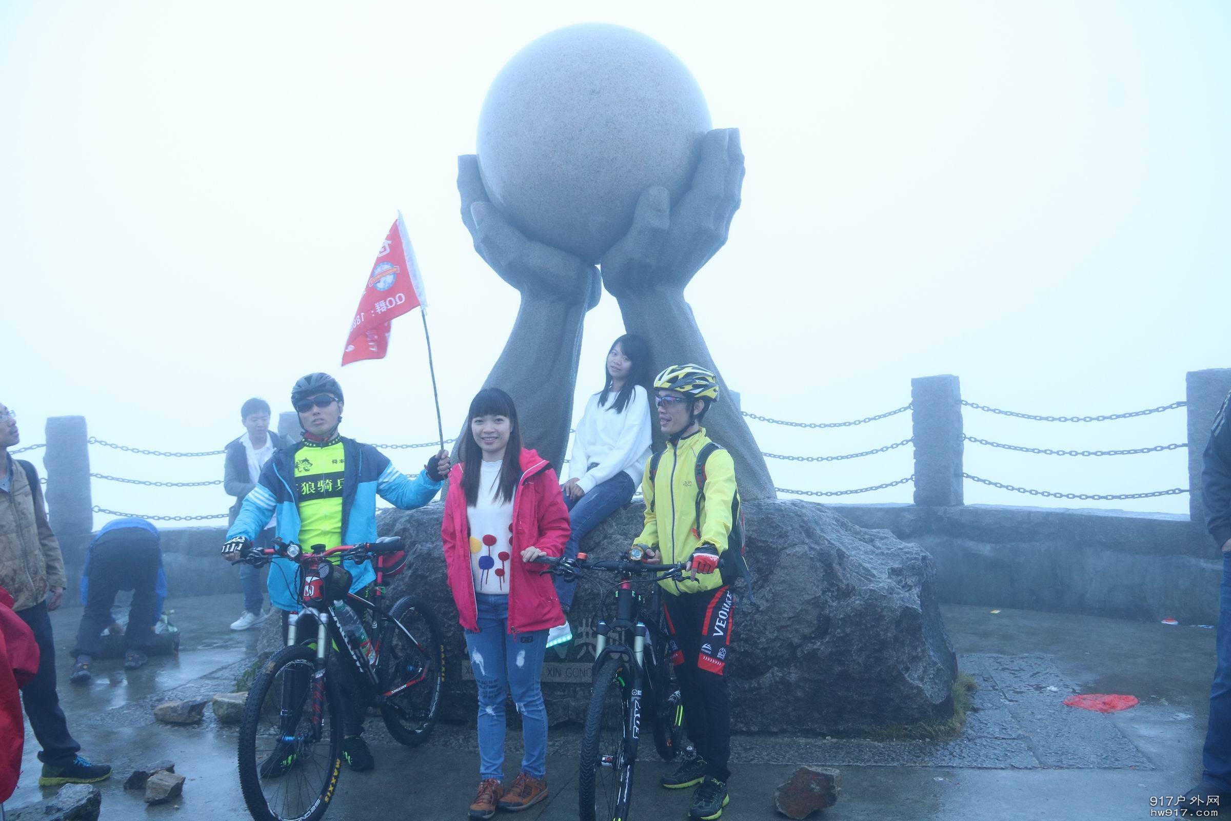 没办法 来都来来总得留下几点啥