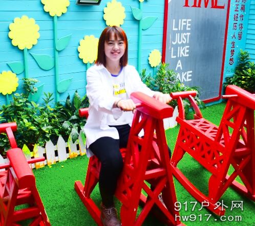 你们可以像小腰腰这样成熟点嘛！！！