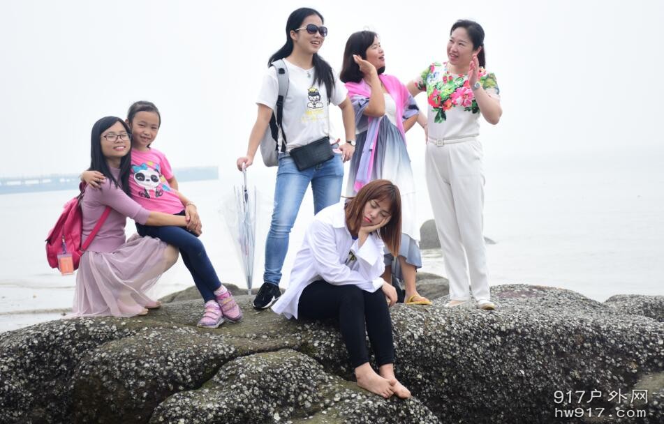 听，海哭的声音，喂小腰腰，醒醒，别睡了，到家了！！！