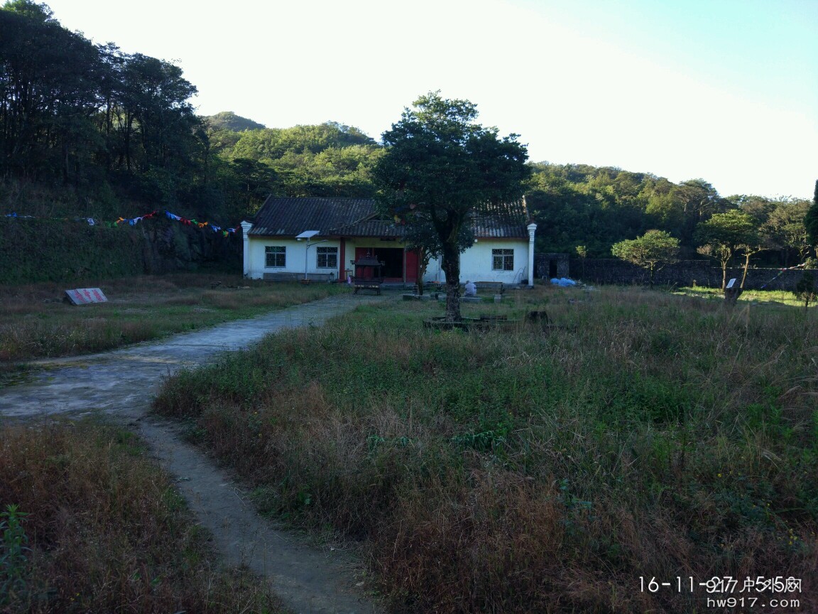 下山途中休息點撥雲寺