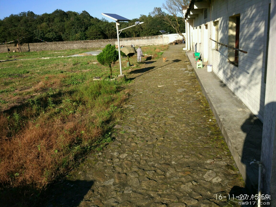 下山途中休息點撥雲寺