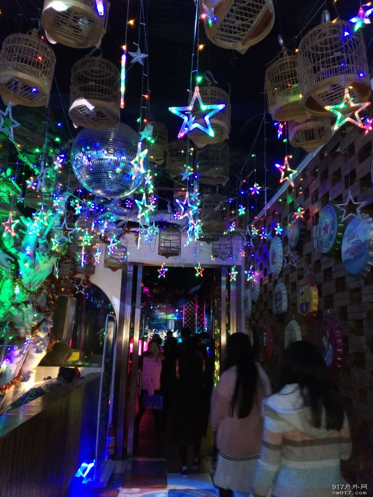 酒吧可是好地方，感受气氛去