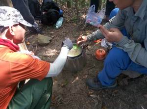 开炉，化缘得到一块肉