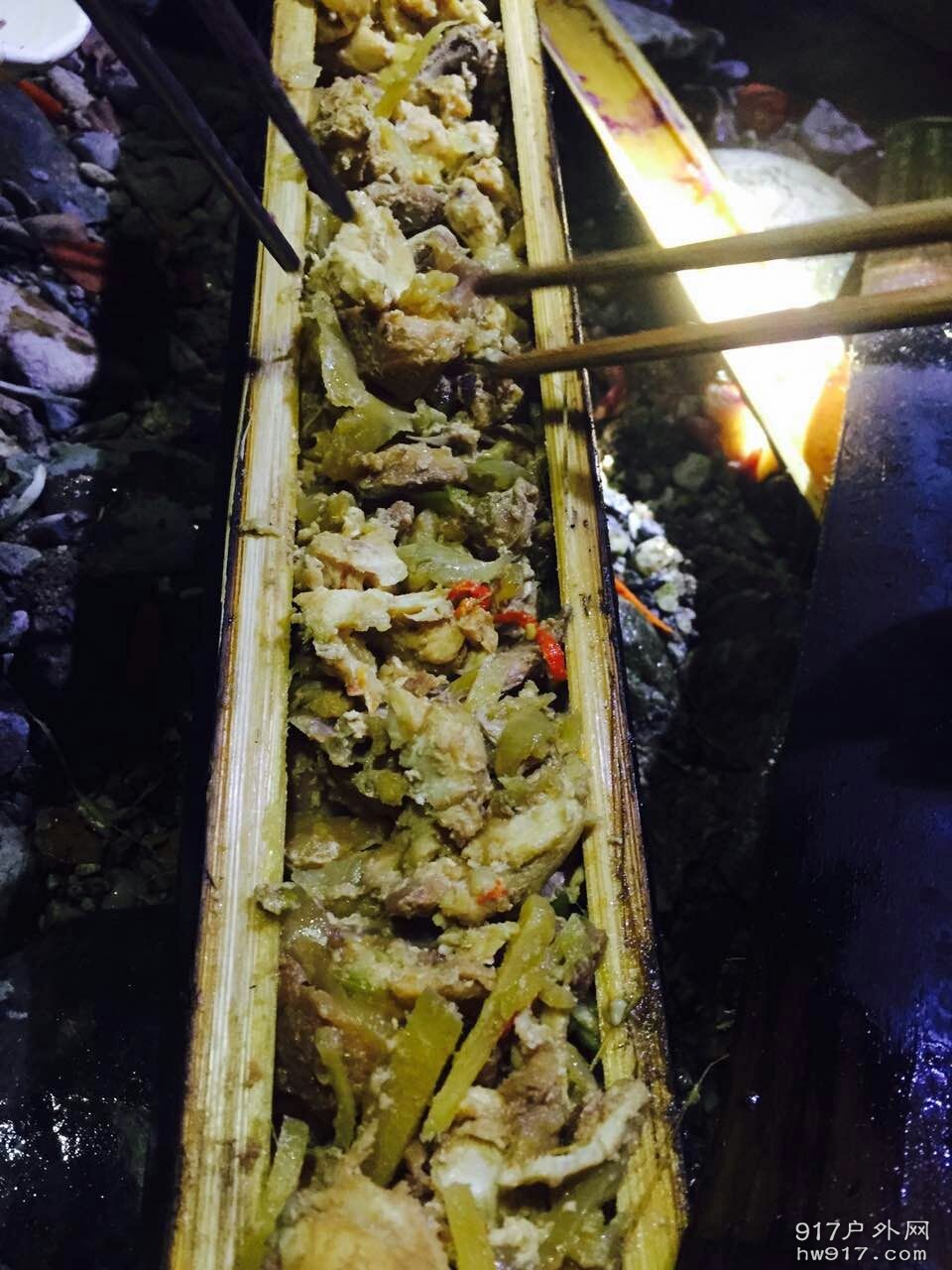 吃货福利，香味扑鼻的竹筒饭（什么口味的我没吃忘了，(*^__^*) 嘻嘻……）