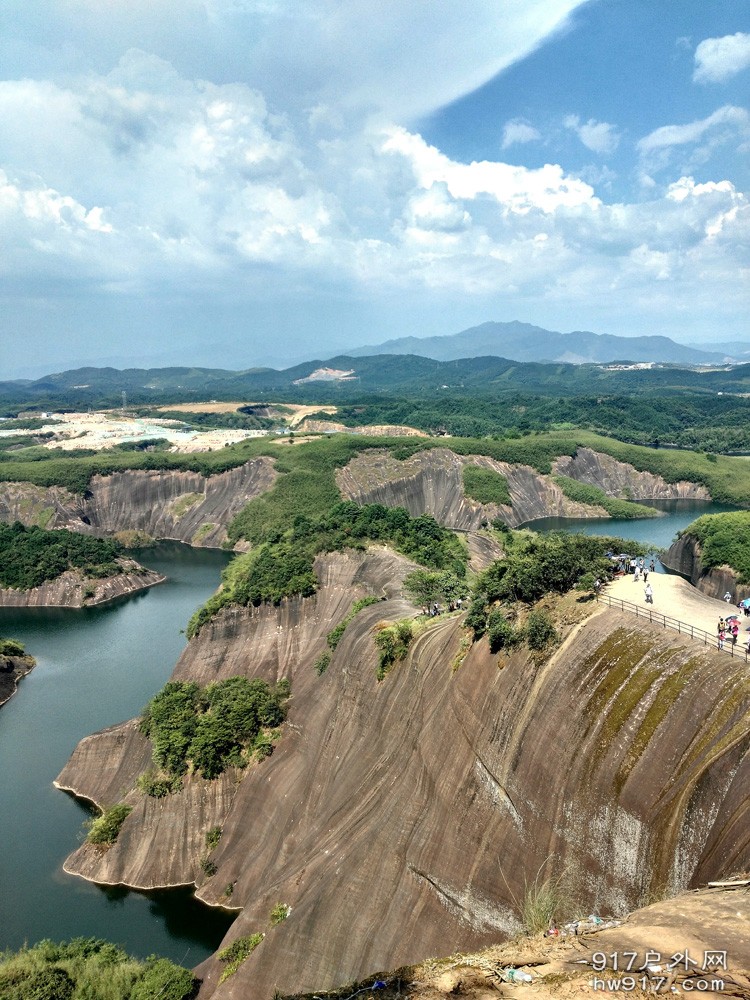 丹霞地貌无法形容它的美