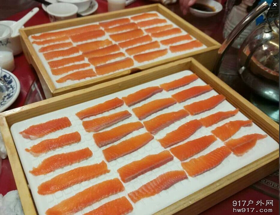 东江三文鱼，个人感觉比海里的还美味