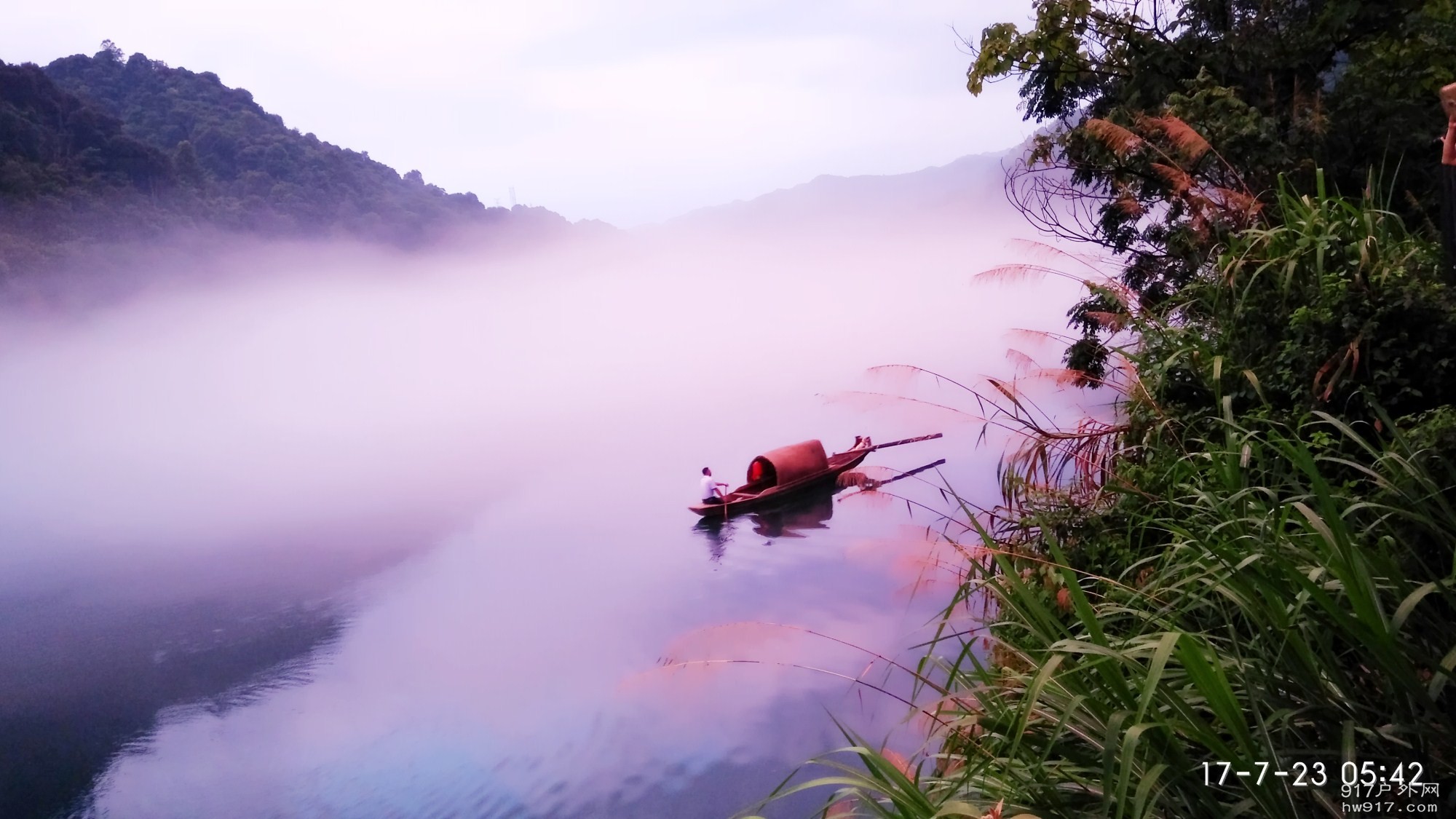 轻舟薄雾 (2).jpg