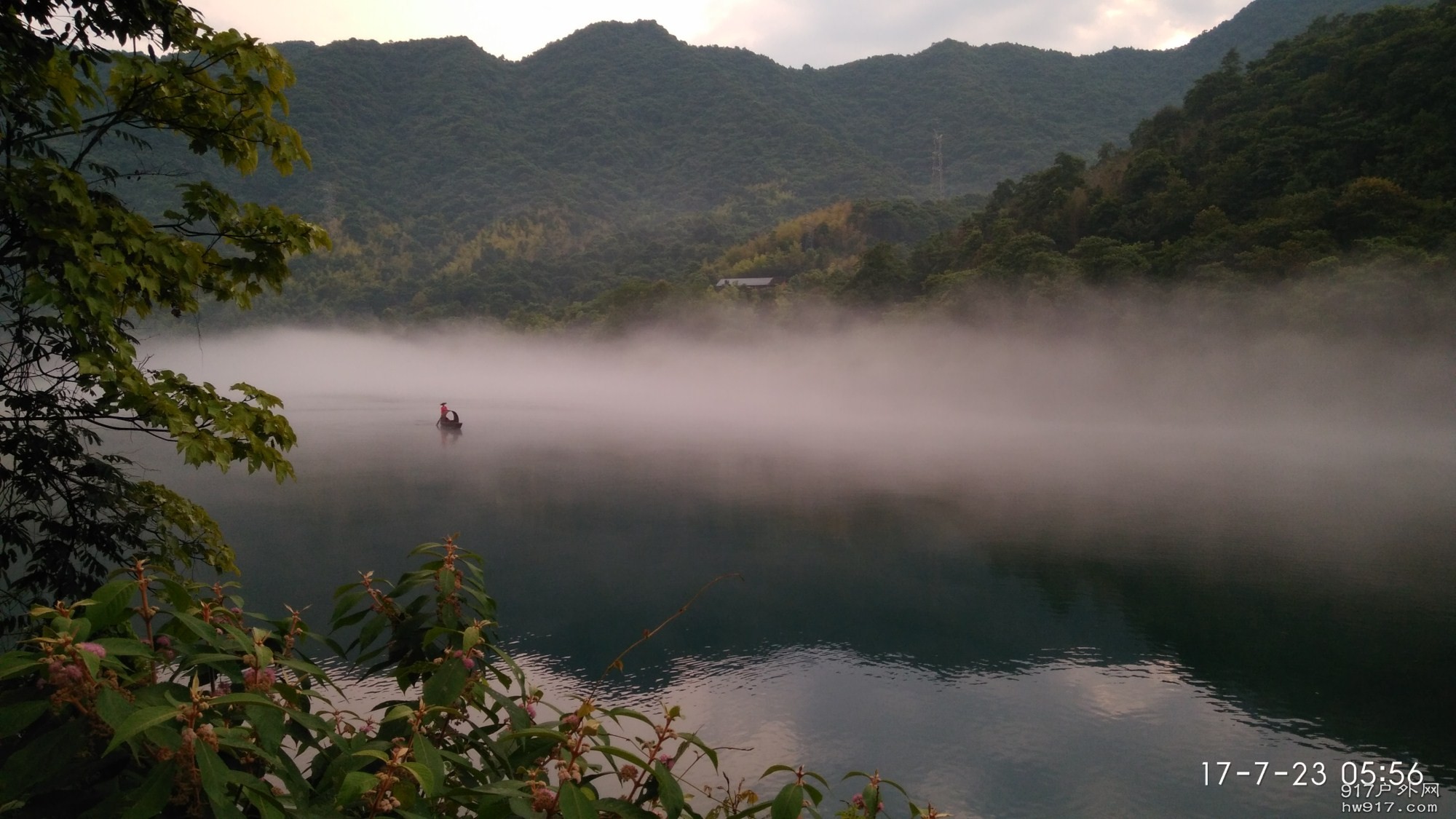 轻舟薄雾 (4).jpg