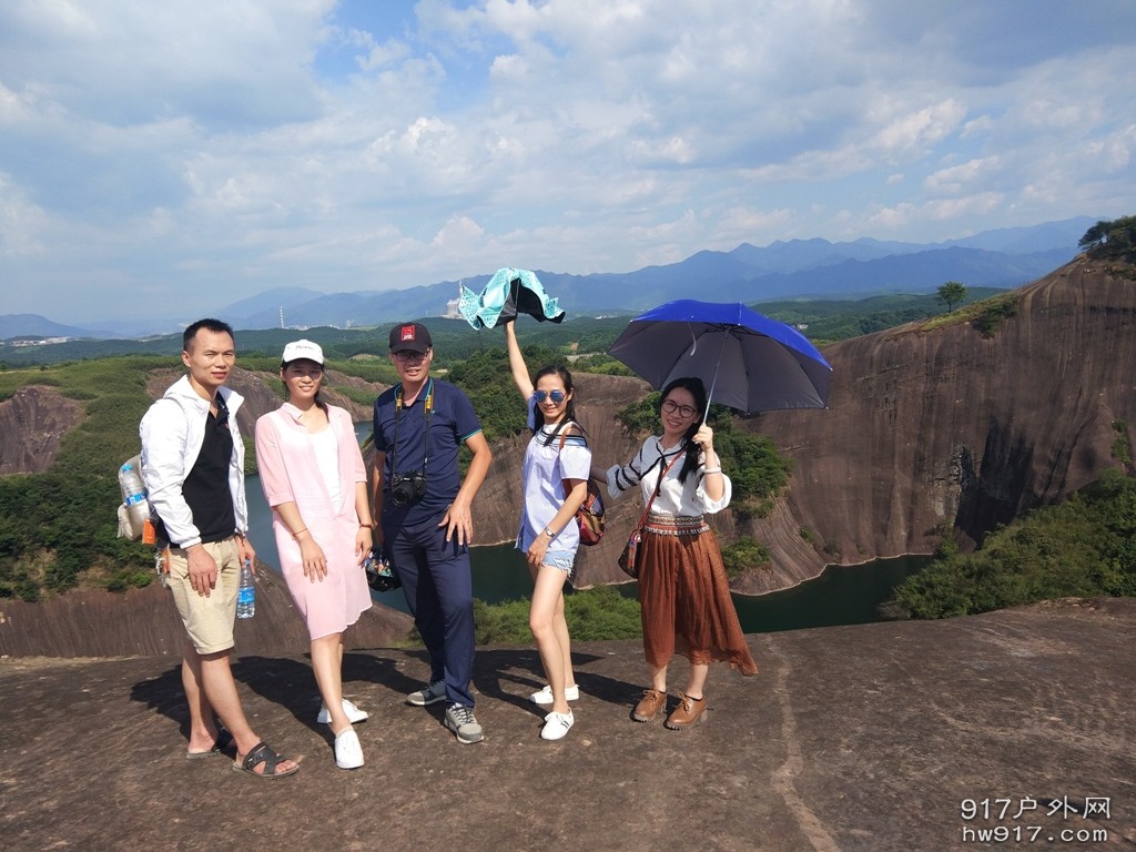 我们的小分队相聚了