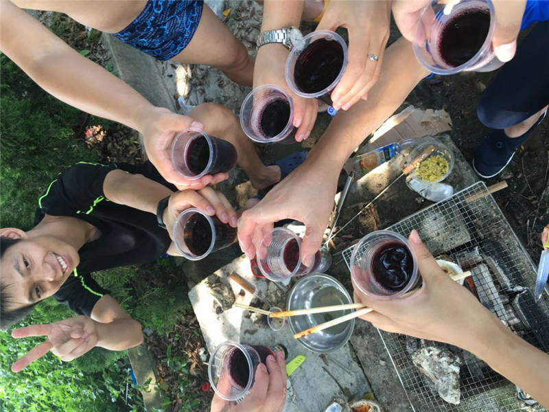 8上午海鲜烧烤 (1).JPG