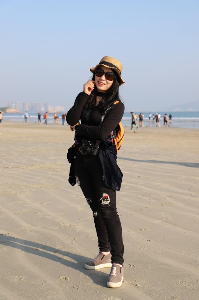 老板娘(好奇老板是谁)