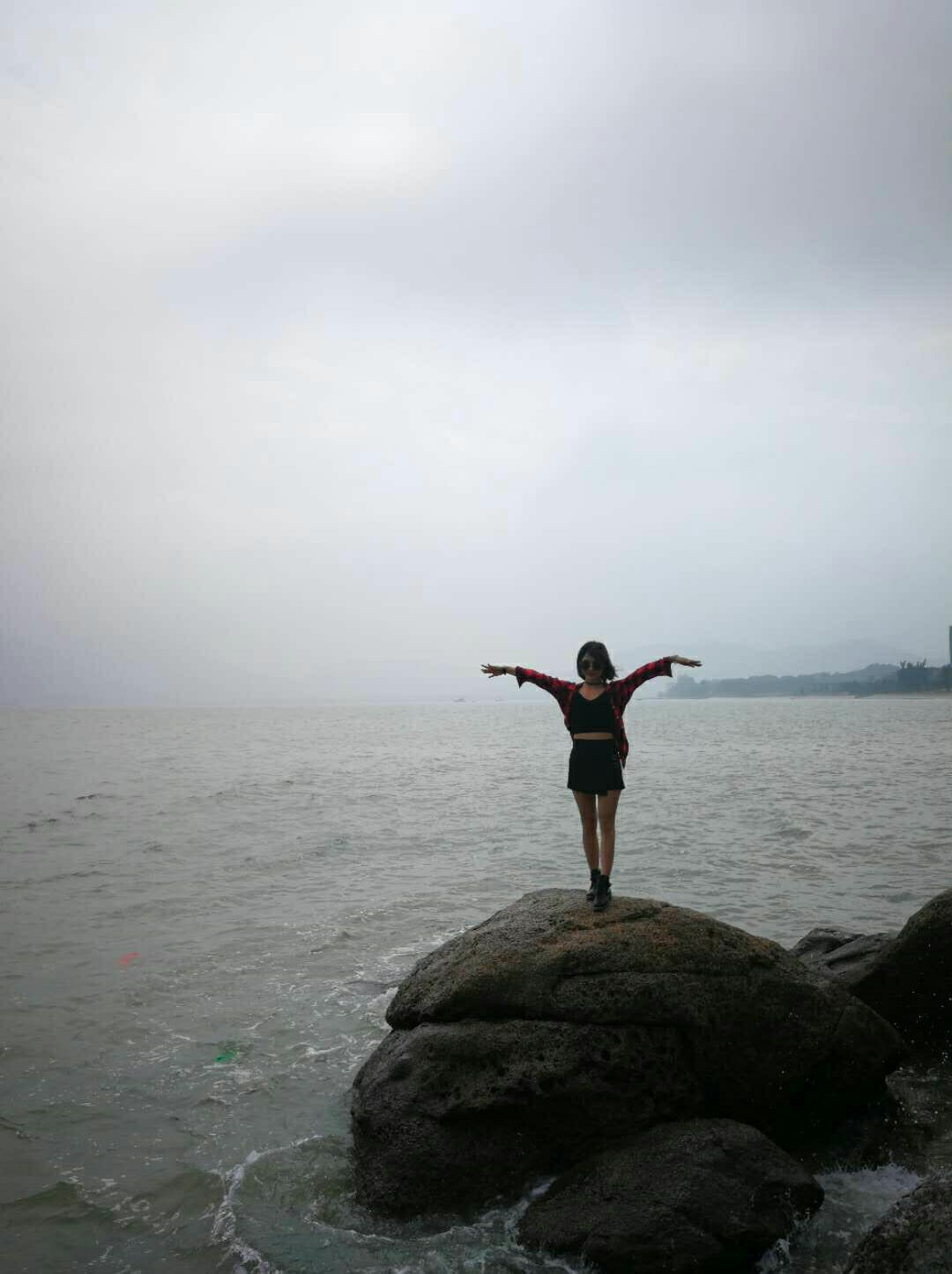 面朝大海，春暖花开