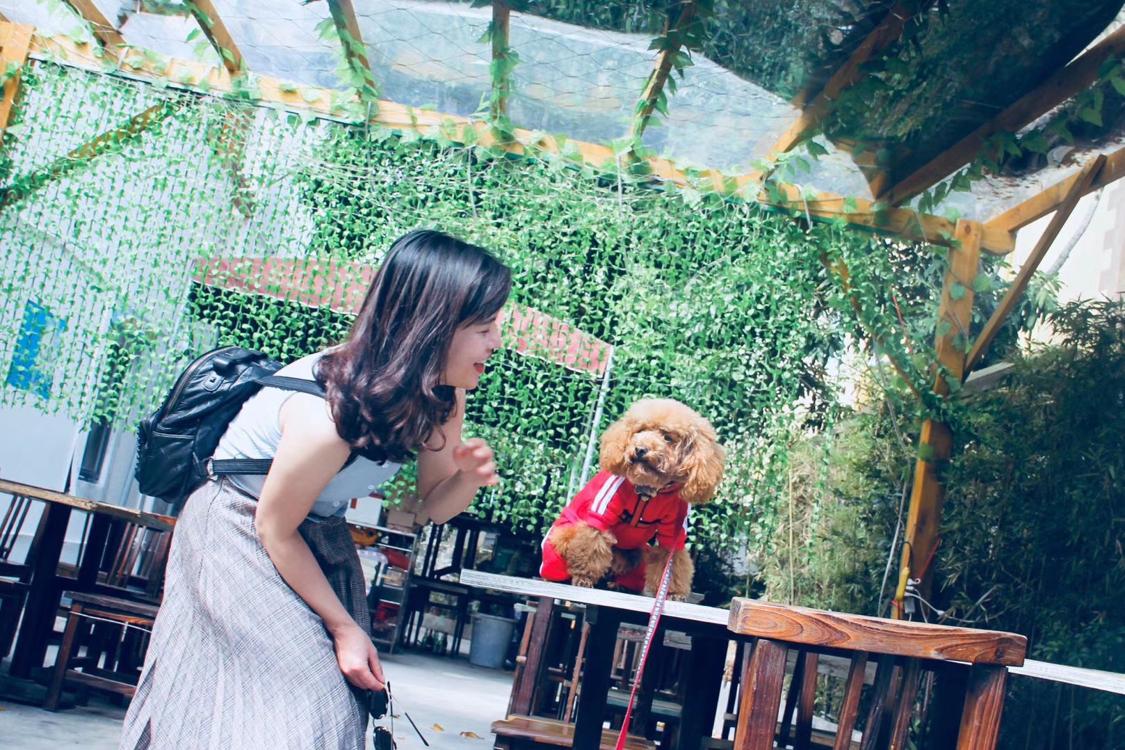 旺才，咱商量个事：晚上还没有肉下锅，要不跟我回家？