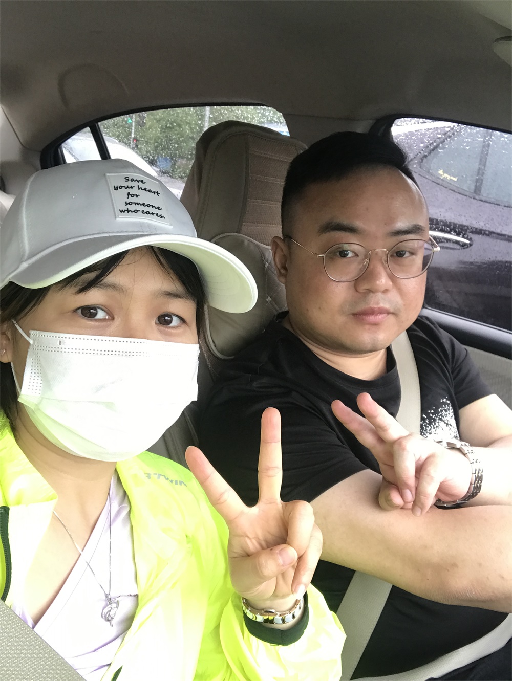 绵羊真的好热心、好热情，带我游车河，帮我安排食宿。如果没有他，我估计会像个无业游民到处流浪。有你，真 ...