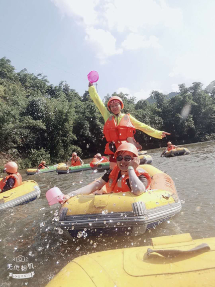 霸气的小洋&妩媚的阿海